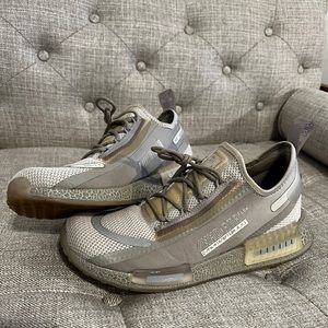 Adidas NMD_R1 Spectoo ‘Bliss Silver